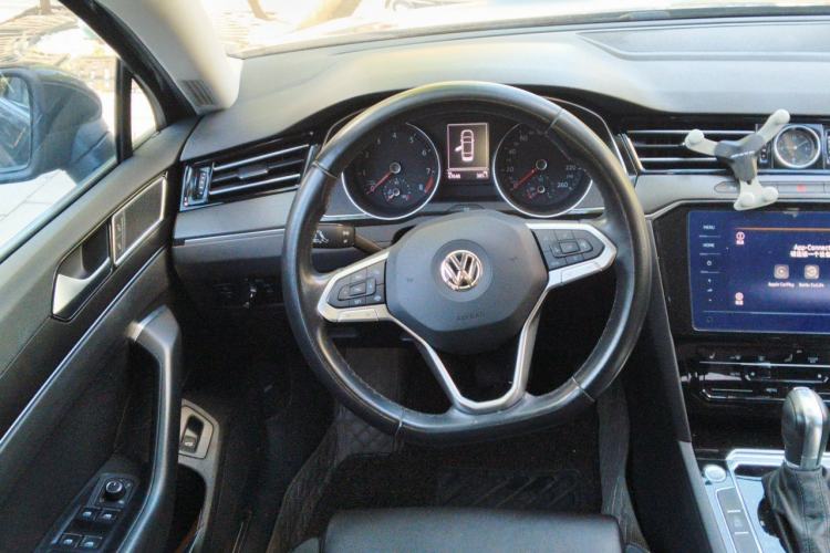 Used Volkswagen Magotan 2020 330TSI DSG Leading Model Steering Wheel