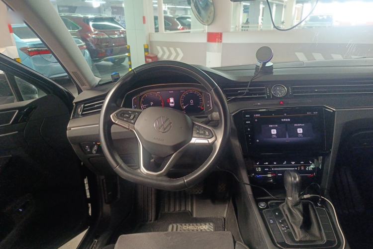 Used Volkswagen Magotan 2020 330TSI DSG Luxury Edition Steering Wheel