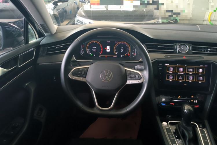 Used Volkswagen Magotan 2020 330TSI DSG Luxury Edition Steering Wheel