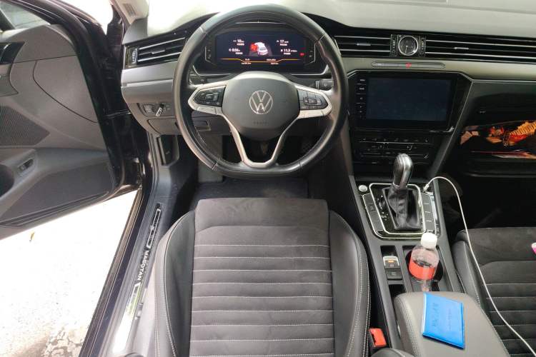 Used Volkswagen Magotan 2020 330TSI DSG Luxury Edition Steering Wheel