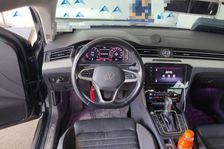 Used Volkswagen Magotan 2020 280TSI DSG Comfort Edition Steering Wheel