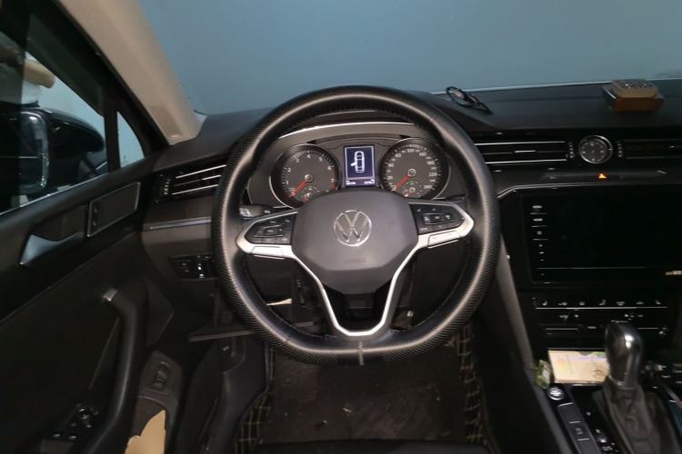 Used Volkswagen Magotan 2020 330TSI DSG Leading Model Steering Wheel