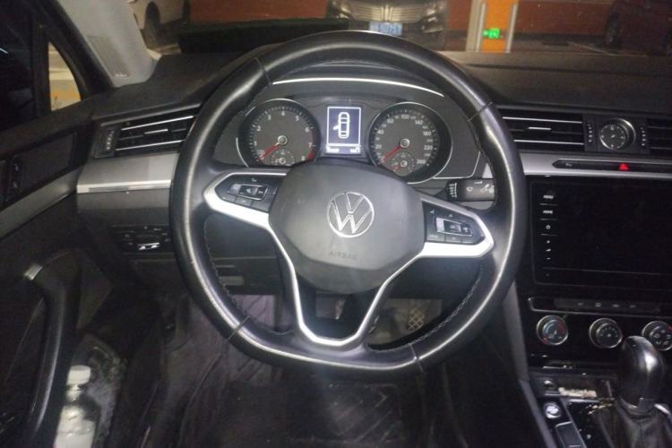 Used Volkswagen Magotan 2020 280TSI DSG Comfort Edition Steering Wheel