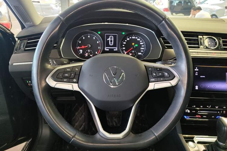Used Volkswagen Magotan 2020 330TSI DSG Leading Model Steering Wheel