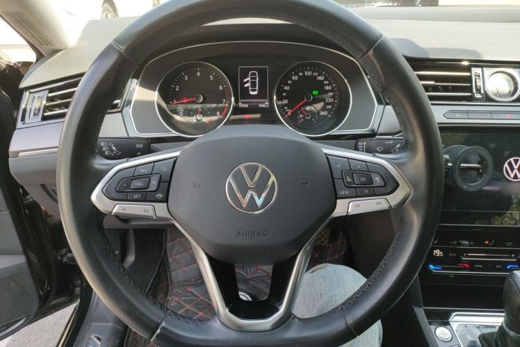 Used Volkswagen Magotan 2020 330TSI DSG Leading Model Steering Wheel