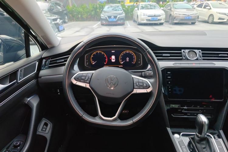 Used Volkswagen Magotan 2020 330TSI DSG Luxury Edition Steering Wheel