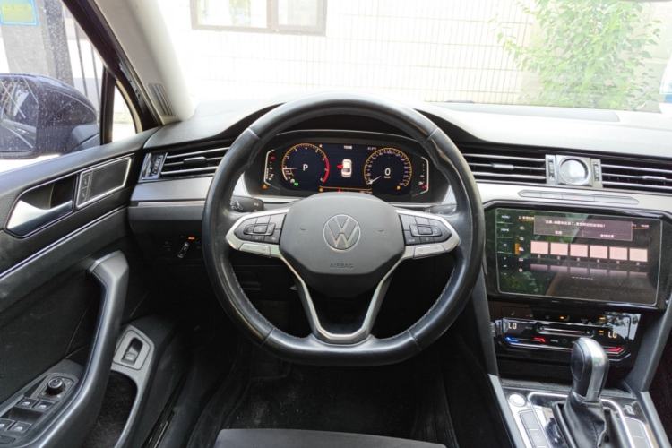 Used Volkswagen Magotan 2020 380TSI DSG Luxury Version Steering Wheel
