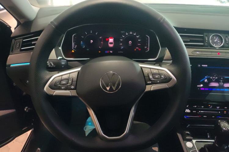 Used Volkswagen Magotan 2020 330TSI DSG Leading Model Steering Wheel