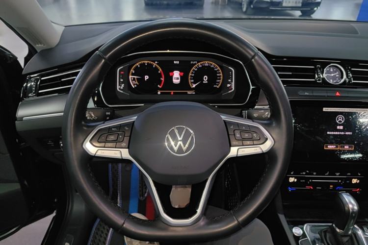 Used Volkswagen Magotan 2020 330TSI DSG Leading Model Steering Wheel