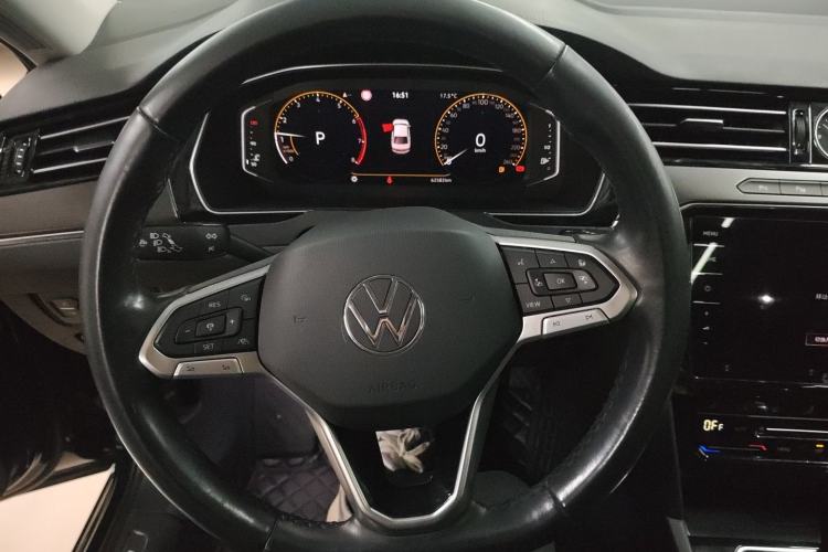 Used Volkswagen Magotan 2020 380TSI DSG Luxury Version Steering Wheel