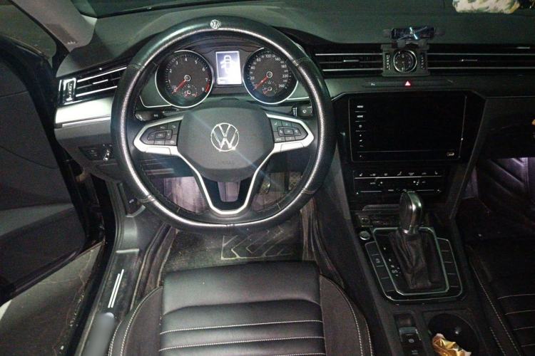 Used Volkswagen Magotan 2020 330TSI DSG Leading Model Steering Wheel