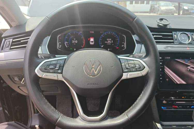 Used Volkswagen Magotan 2020 330TSI DSG Luxury Edition Steering Wheel