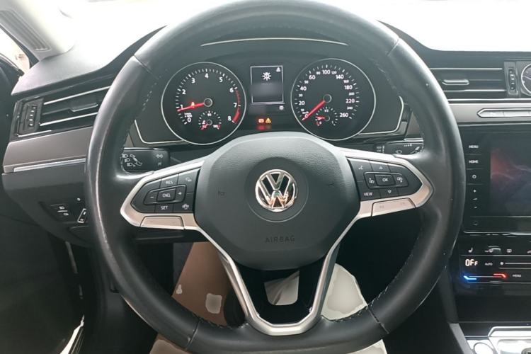 Used Volkswagen Magotan 2020 330TSI DSG Leading Model Steering Wheel