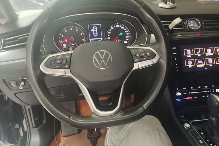 Used Volkswagen Magotan 2020 330TSI DSG Leading Model Steering Wheel
