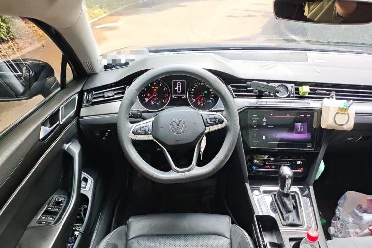 Used Volkswagen Magotan 2020 330TSI DSG Leading Model Steering Wheel