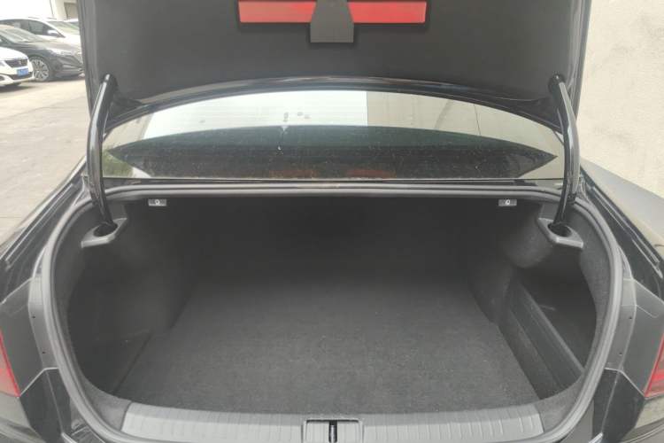 Used Volkswagen Magotan 2020 380TSI DSG Luxury Version Trunk