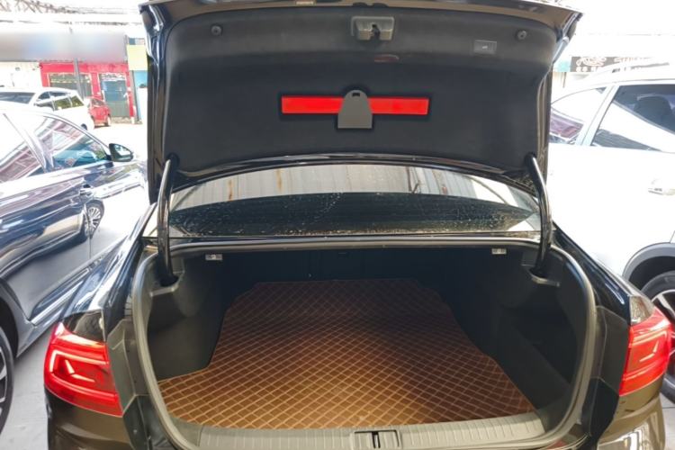 Used Volkswagen Magotan 2020 380TSI DSG Luxury Version Trunk
