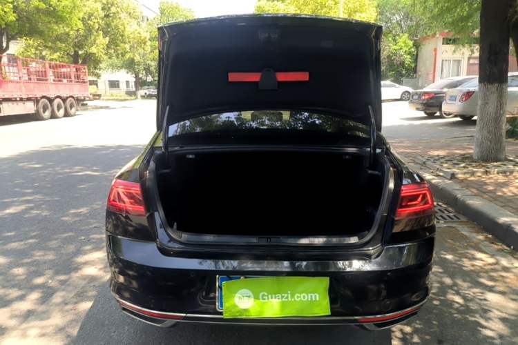 Used Volkswagen Magotan 2020 330TSI DSG Leading Model Trunk