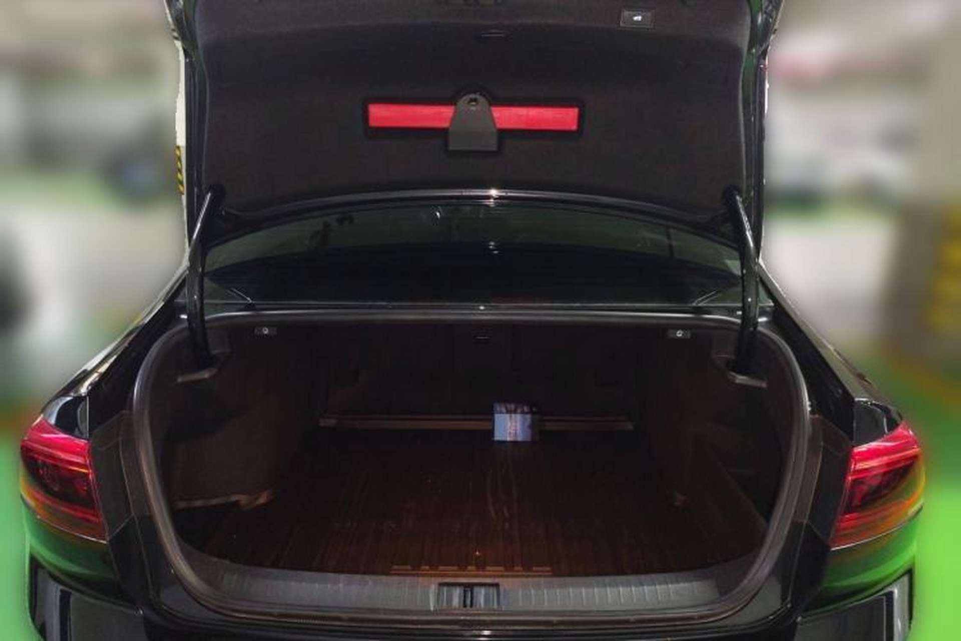 Used Volkswagen Magotan 2020 330TSI DSG Luxury Edition Trunk