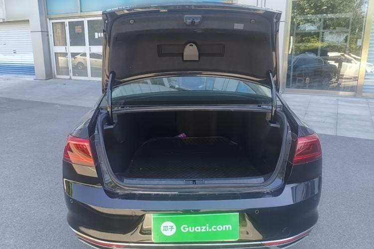 Used Volkswagen Magotan 2020 280TSI DSG Comfort Edition Trunk