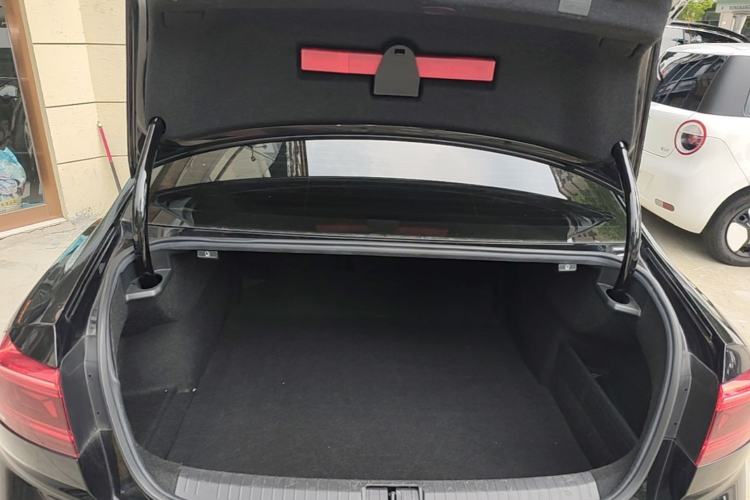 Used Volkswagen Magotan 2020 280TSI DSG Leading Edition Trunk
