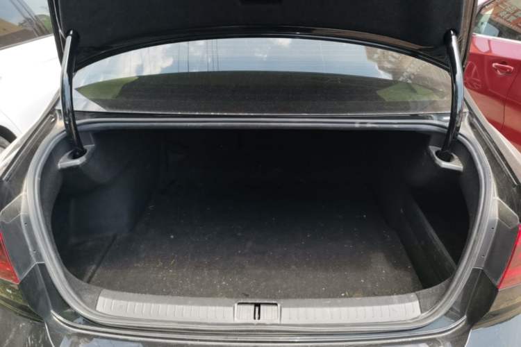 Used Volkswagen Magotan 2020 280TSI DSG Comfort Edition Trunk