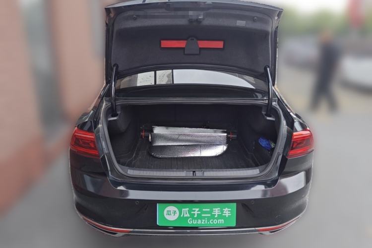Used Volkswagen Magotan 2020 280TSI DSG Comfort Edition Trunk
