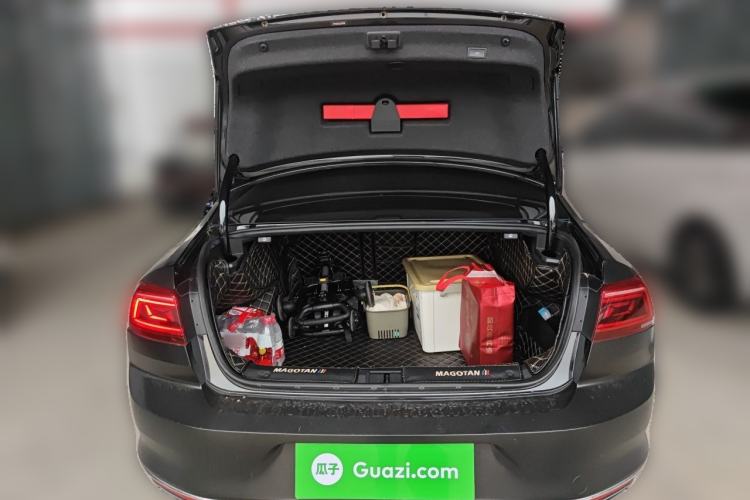 Used Volkswagen Magotan 2020 330TSI DSG Luxury Edition Trunk
