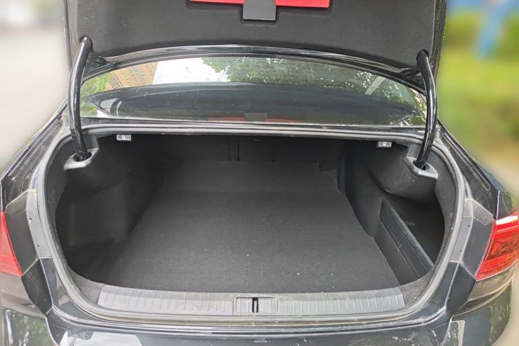 Used Volkswagen Magotan 2020 380TSI DSG Luxury Version Trunk