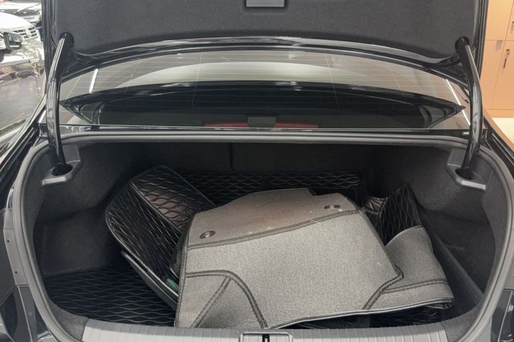 Used Volkswagen Magotan 2020 280TSI DSG Comfort Edition Trunk