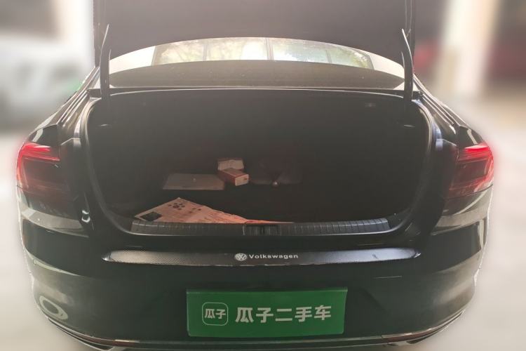 Used Volkswagen Magotan 2020 330TSI DSG Leading Model Trunk