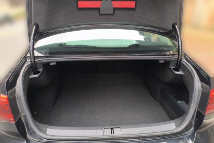 Used Volkswagen Magotan 2020 330TSI DSG Leading Model Trunk