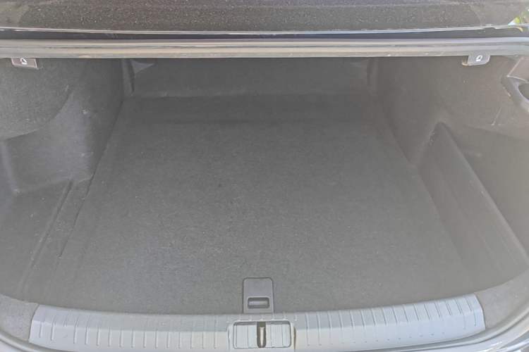 Used Volkswagen Magotan 2020 330TSI DSG Leading Model Trunk