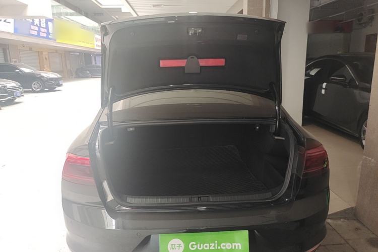 Used Volkswagen Magotan 2020 330TSI DSG Leading Model Trunk