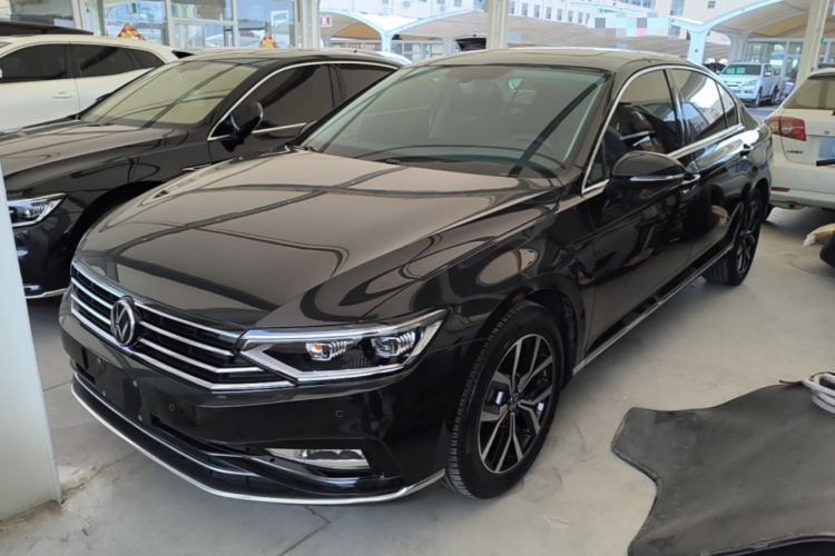 Used Volkswagen Magotan 2020 330TSI DSG Leading Model Guazi used car, China used car export, Used car for sale, Used  cars, Cheapest cars for sale