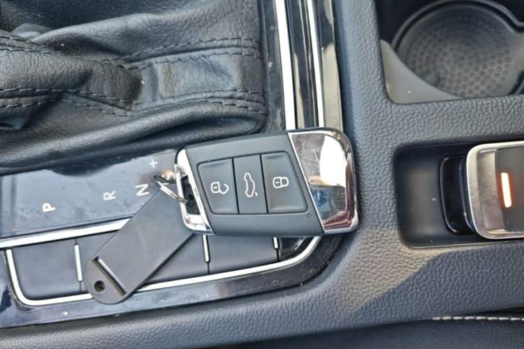 Used Volkswagen Magotan 2020 330TSI DSG Luxury Edition Vehicle Key