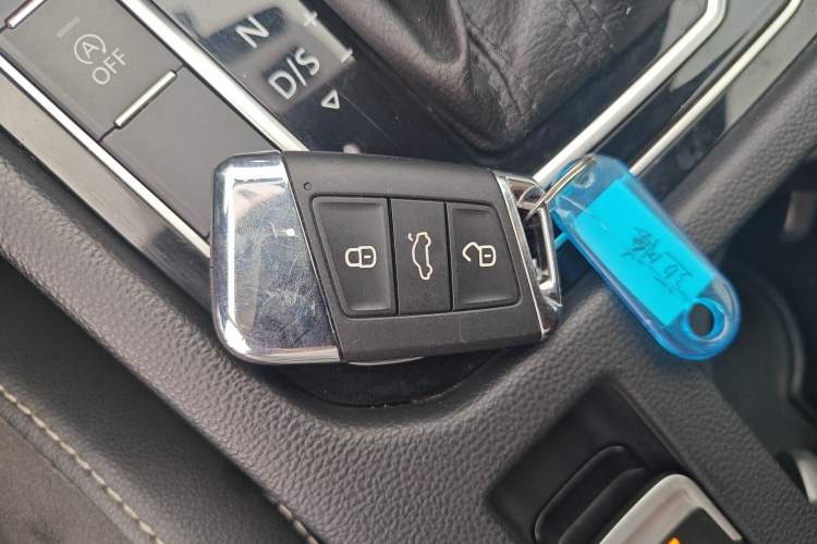 Used Volkswagen Magotan 2020 280TSI DSG Comfort Edition Vehicle Key