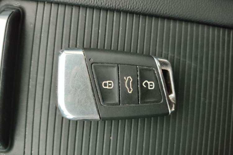 Used Volkswagen Magotan 2020 330TSI DSG Leading Model Vehicle Key