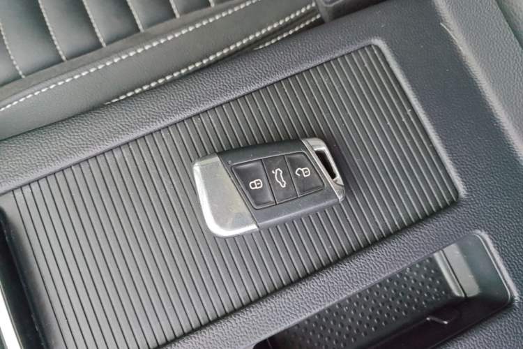 Used Volkswagen Magotan 2020 330TSI DSG Leading Model Vehicle Key
