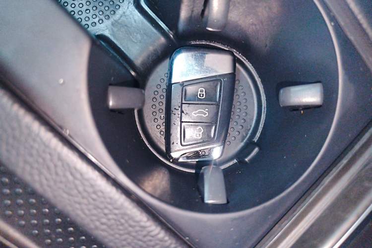 Used Volkswagen Magotan 2020 330TSI DSG Leading Model Vehicle Key