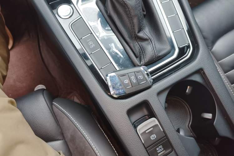 Used Volkswagen Magotan 2020 330TSI DSG Leading Model Vehicle Key