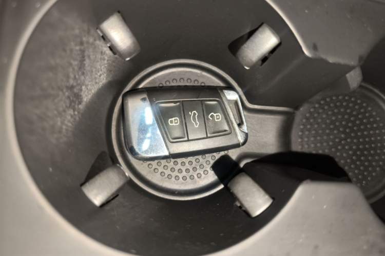 Used Volkswagen Magotan 2020 330TSI DSG Leading Model Vehicle Key