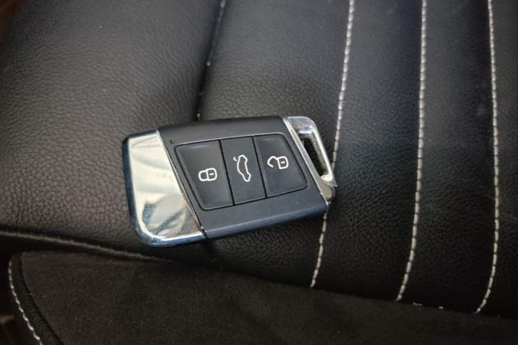 Used Volkswagen Magotan 2020 330TSI DSG Leading Model Vehicle Key