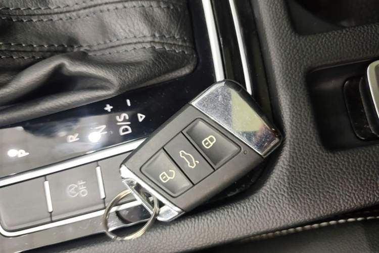 Used Volkswagen Magotan 2020 330TSI DSG Leading Model Vehicle Key