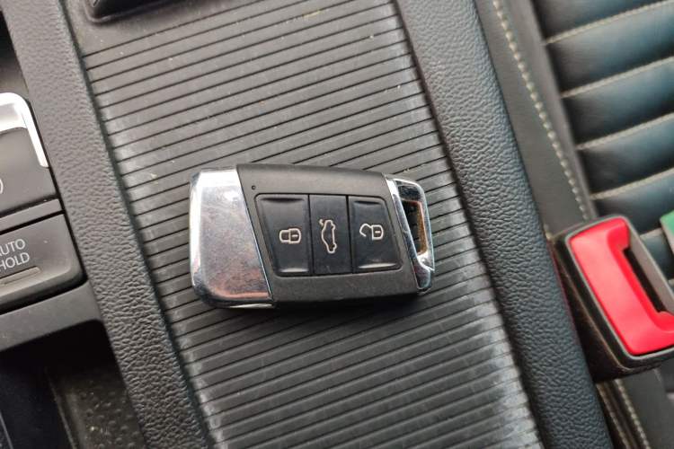 Used Volkswagen Magotan 2020 330TSI DSG Leading Model Vehicle Key