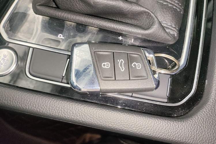 Used Volkswagen Magotan 2020 330TSI DSG Luxury Edition Vehicle Key
