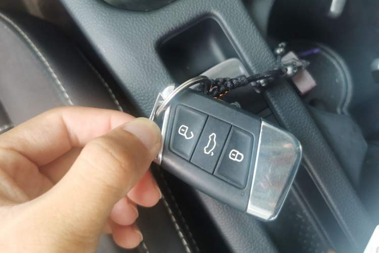 Used Volkswagen Magotan 2020 330TSI DSG Leading Model Vehicle Key