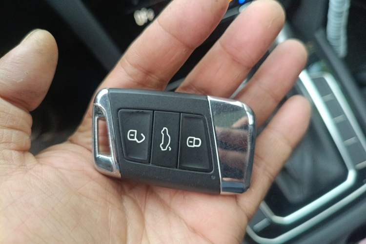 Used Volkswagen Magotan 2020 330TSI DSG Leading Model Vehicle Key