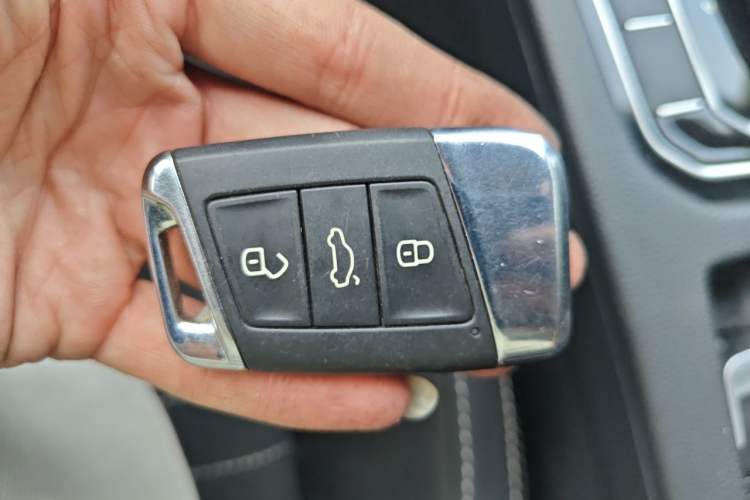 Used Volkswagen Magotan 2020 330TSI DSG Luxury Edition Vehicle Key