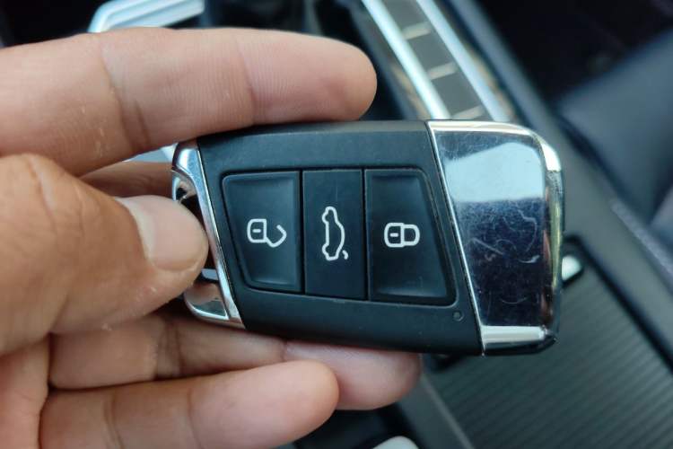 Used Volkswagen Magotan 2020 330TSI DSG Leading Model Vehicle Key